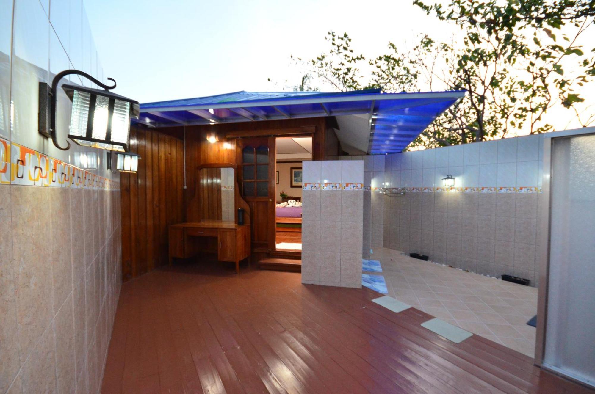 Arena Island Resort Room photo