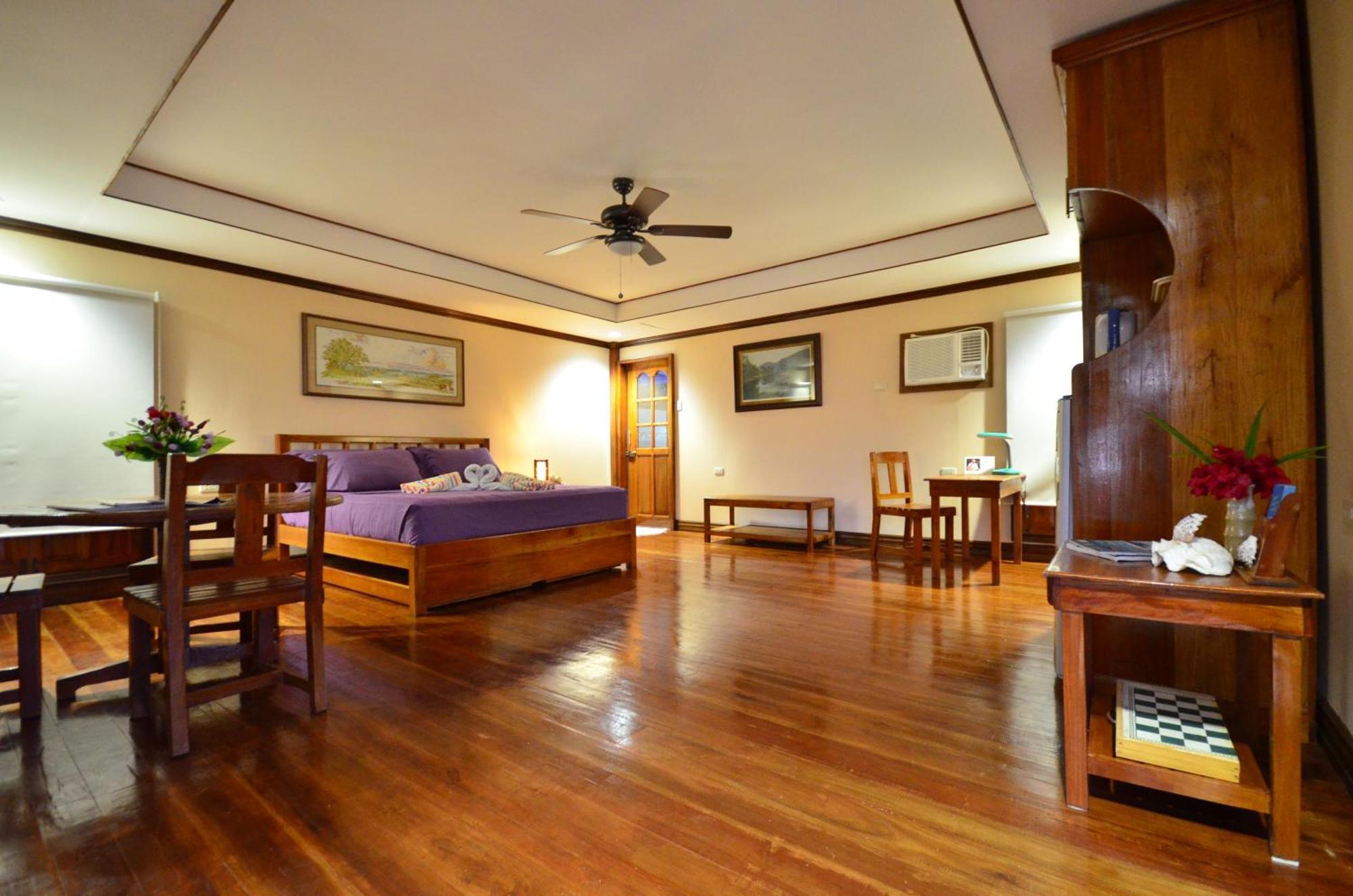 Arena Island Resort Room photo